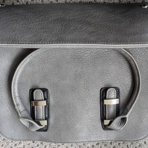 Large Charming Charlie Handbag